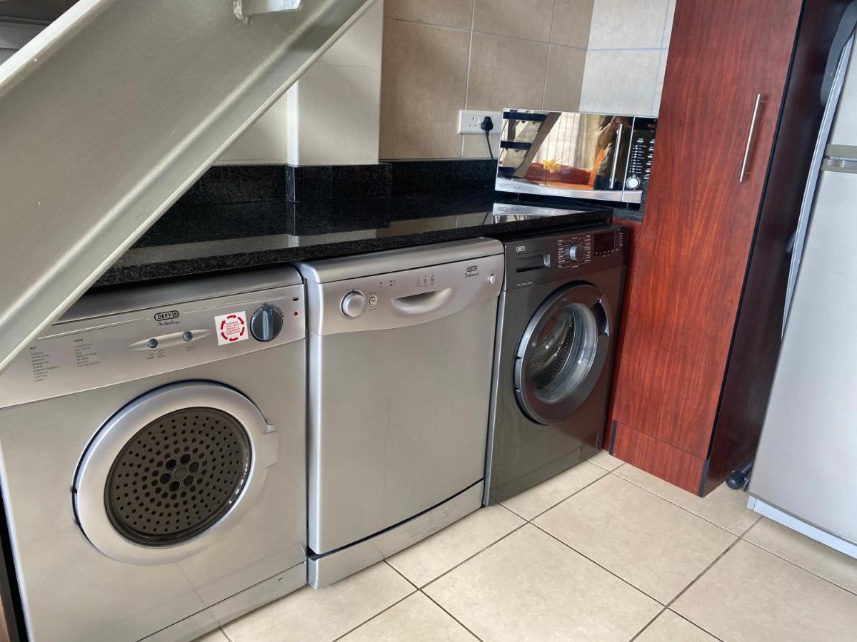 מוסל ביי Luxury Nautica Suite 003 מראה חיצוני תמונה
